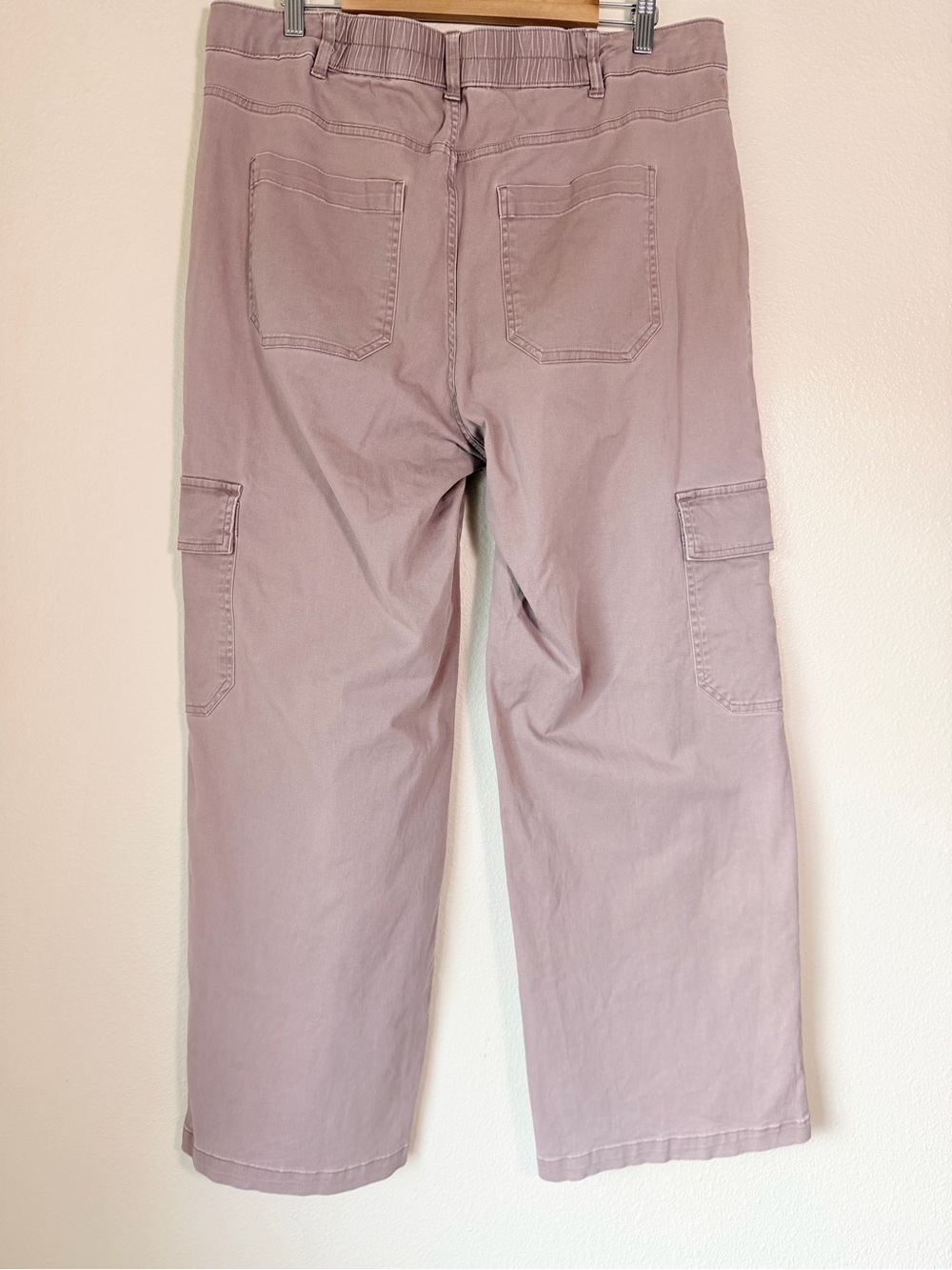 Wide Leg Cargo Pants in Dusty Mauve, Size XL - Picture 6 of 7